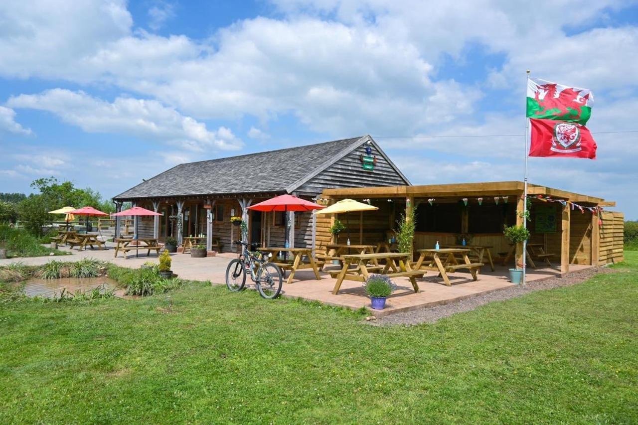 1-Bed Pod Cabin In Beautiful Surroundings Wrexham Esterno foto